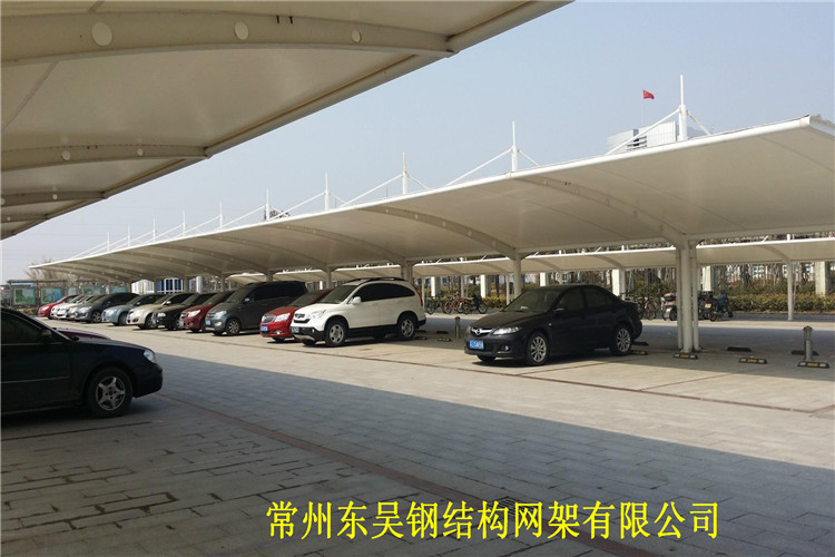 二手車(chē)市場(chǎng)或駕校膜結(jié)構(gòu)車(chē)棚