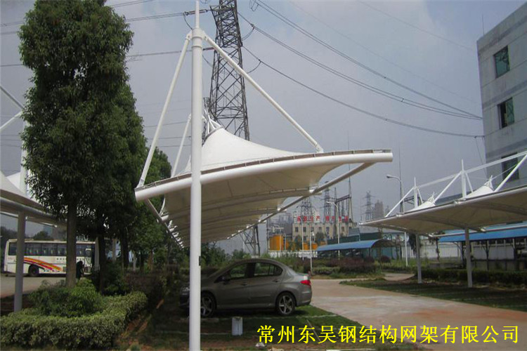 小型學校醫(yī)院行政大樓膜結構車棚