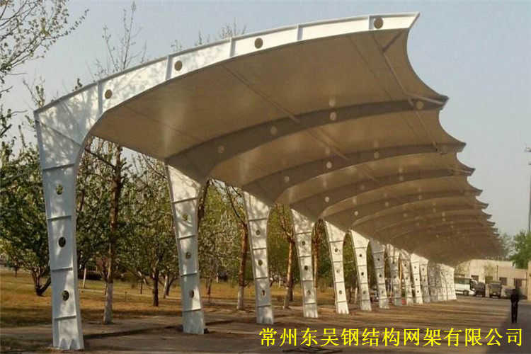 小中型醫(yī)院行政大樓膜結構車棚